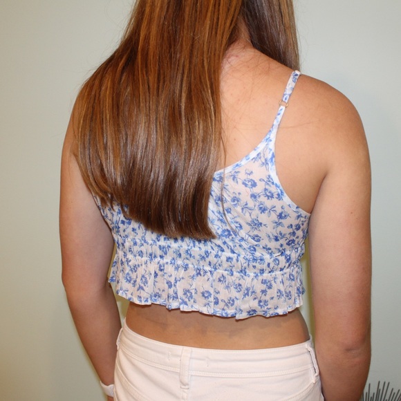 CROP TOP - Picture 2 of 2